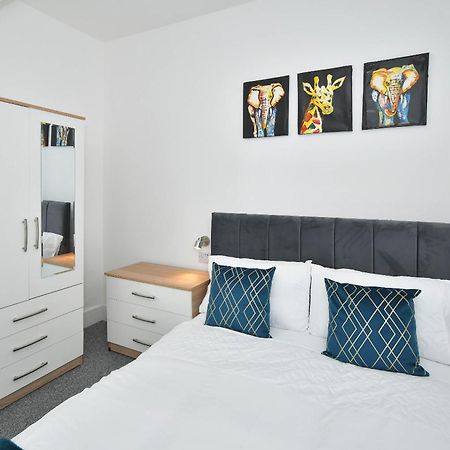 Townhouse @ 202 Walthall Street Crewe Esterno foto