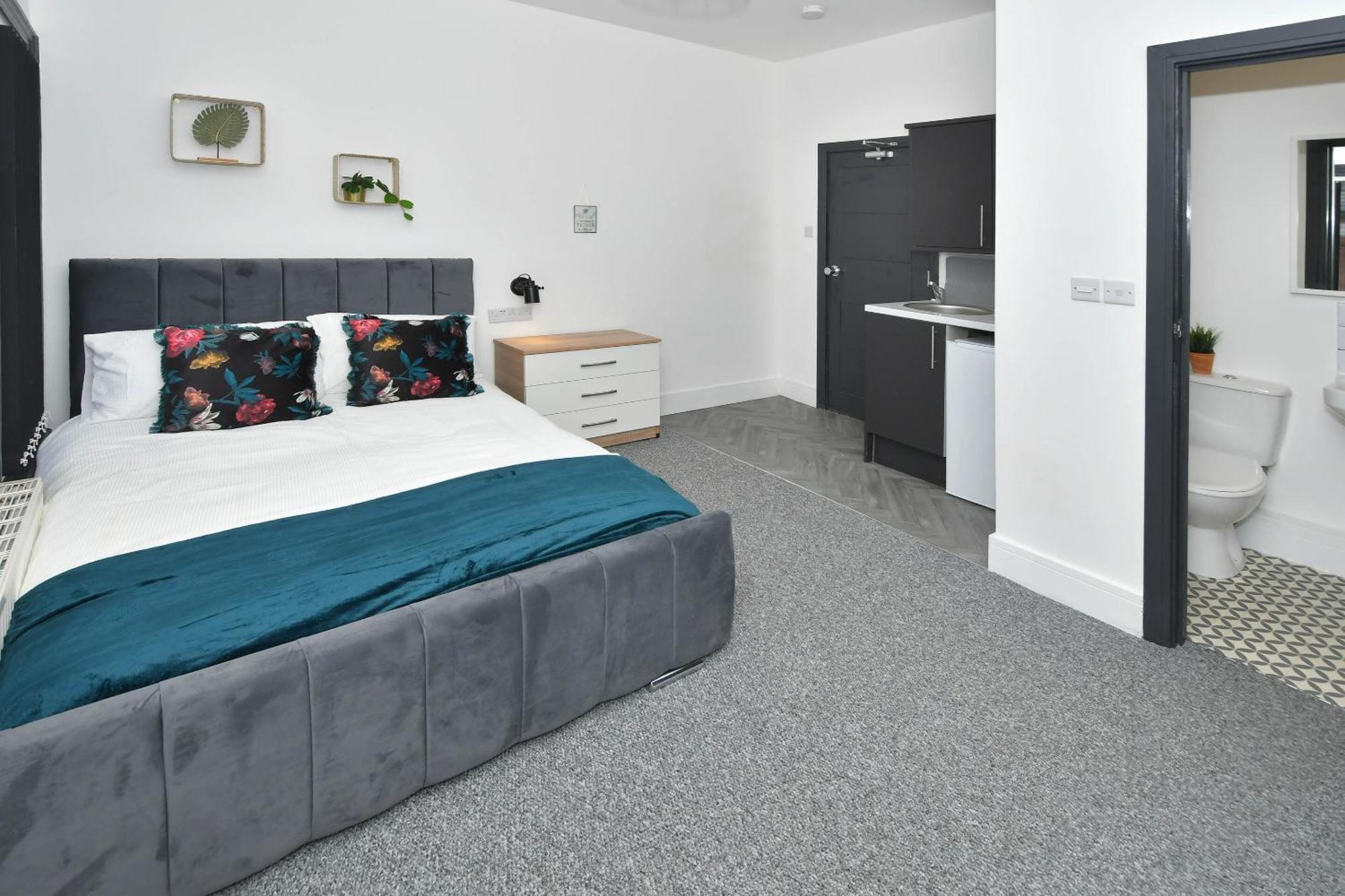 Townhouse @ 202 Walthall Street Crewe Esterno foto