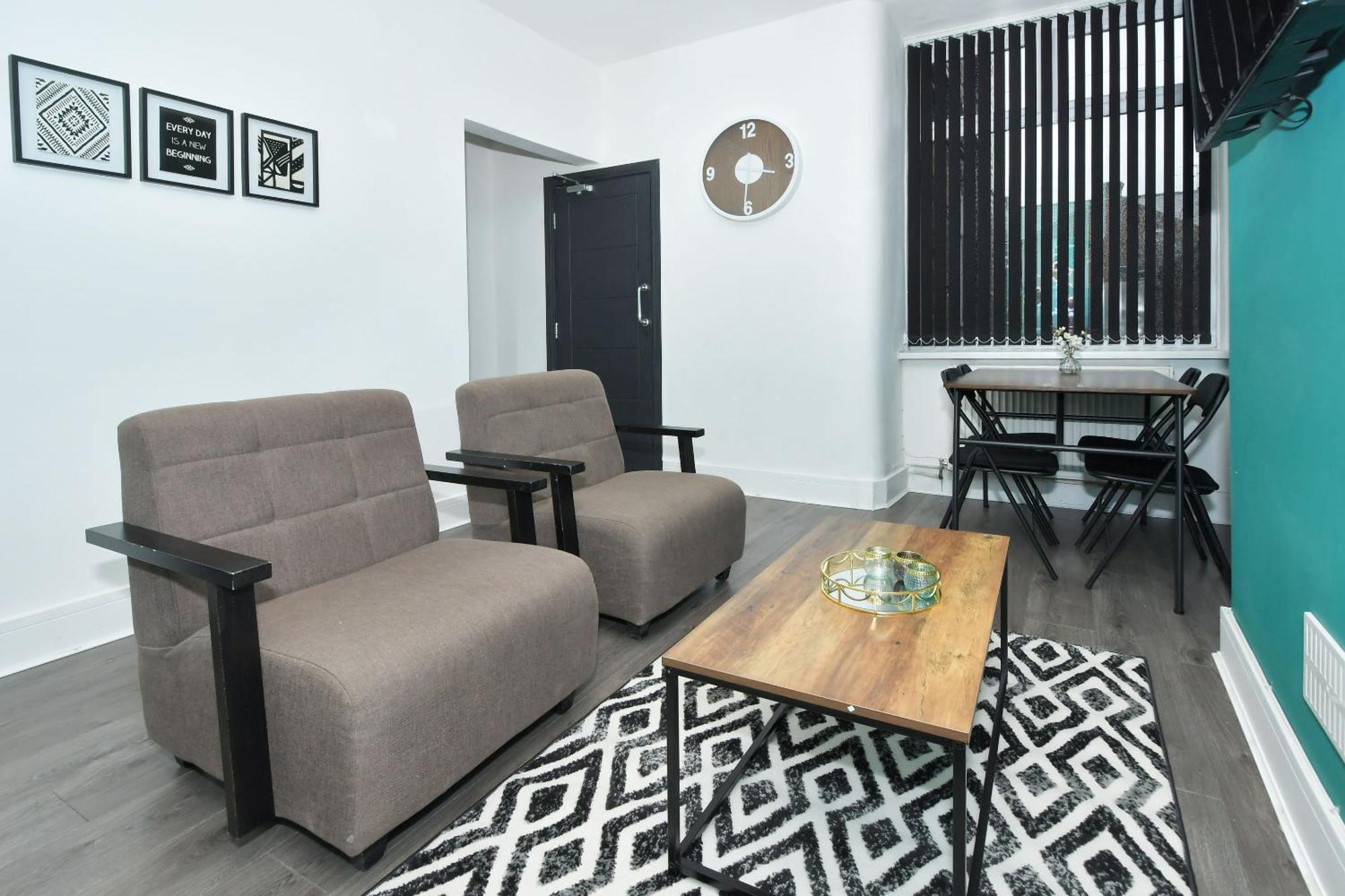 Townhouse @ 202 Walthall Street Crewe Esterno foto